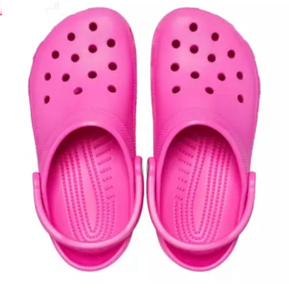 Crocs Classic Clogs, Juice, Size 7 - NWT